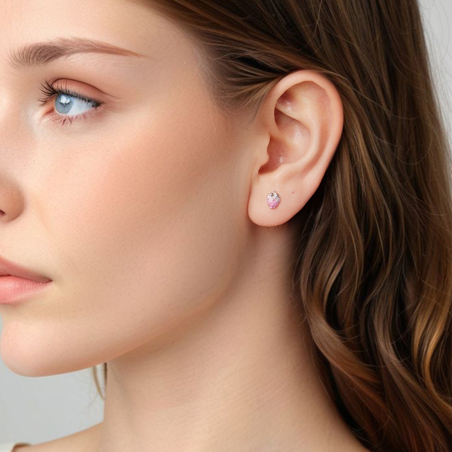 Kolczyki z różowymi truskawkami