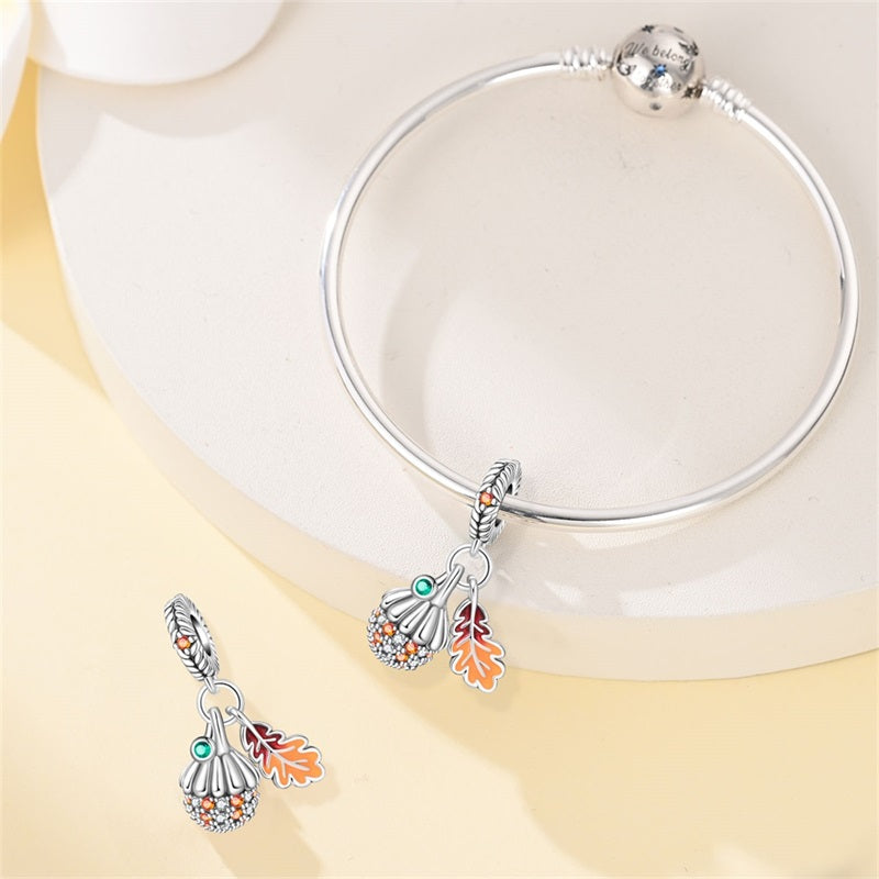 Wisiorek z jesiennym żołędziem