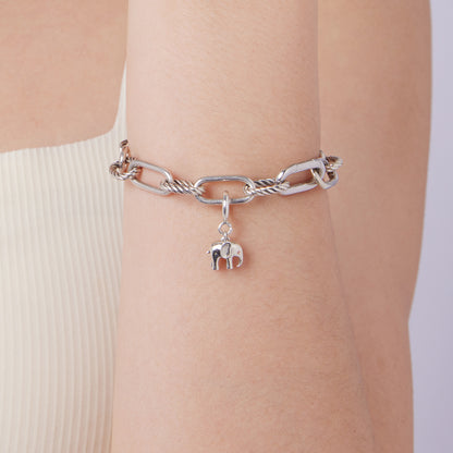 Wisiorek w kształcie słonia