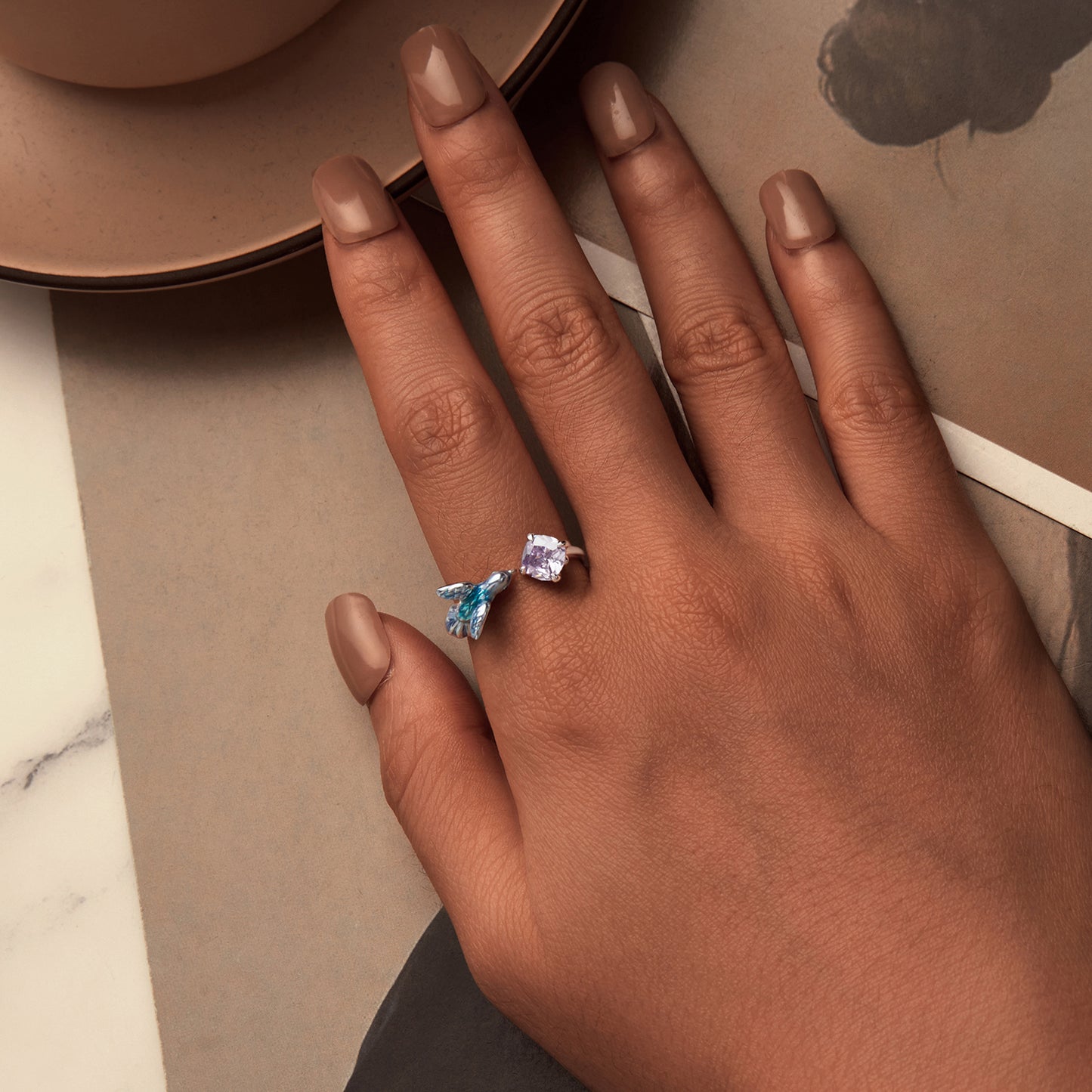 Žiedas Mėlynas spindintis žavesys