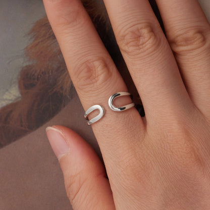 Minimalistický Otvorený Prsteň z Rýdzeho Striebra