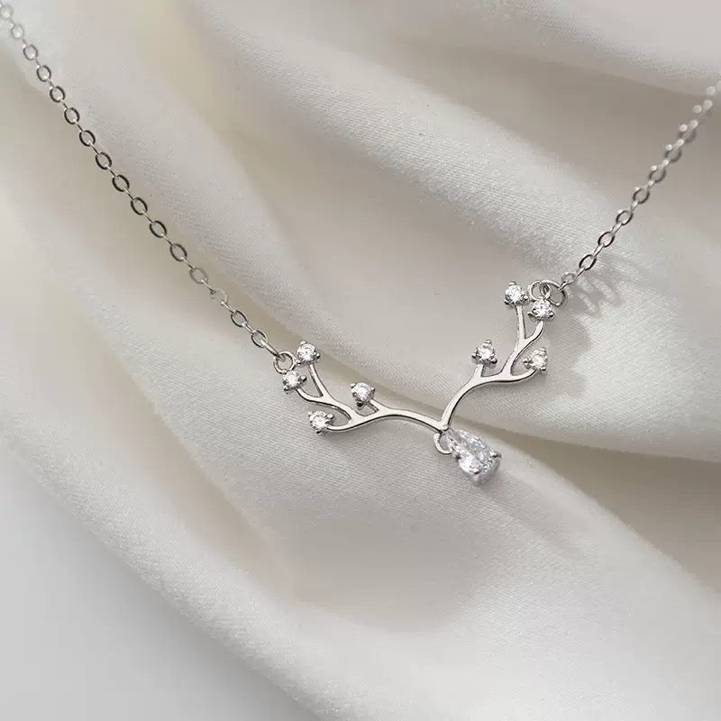 Vetrecskék nyaklánc