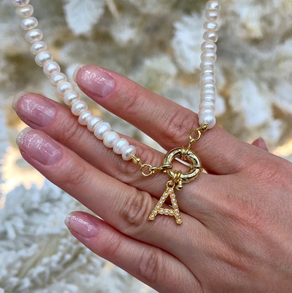 Perlový náhrdelník s písmenom na výber Myspirit