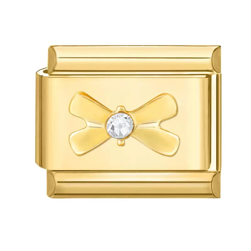 Arany masnis medál kővel