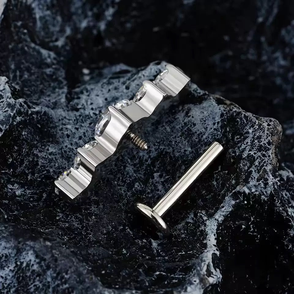 'Titán' kristály vízesés