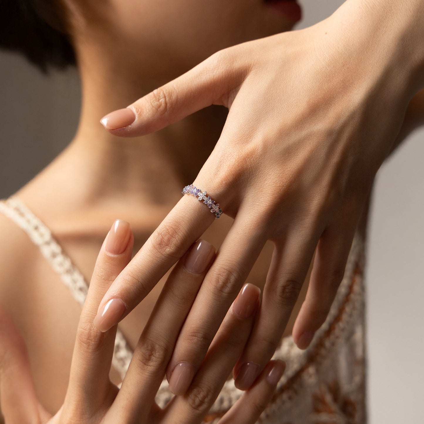 Prsteň Farebná kvetinová elegancia