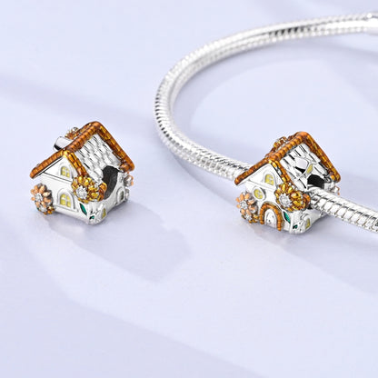 Wisiorek Dom to miejsce, gdzie rozkwita serce