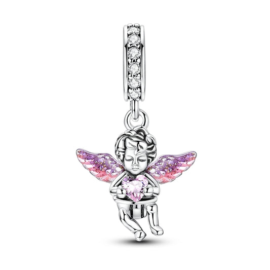 Angel pendant with heart