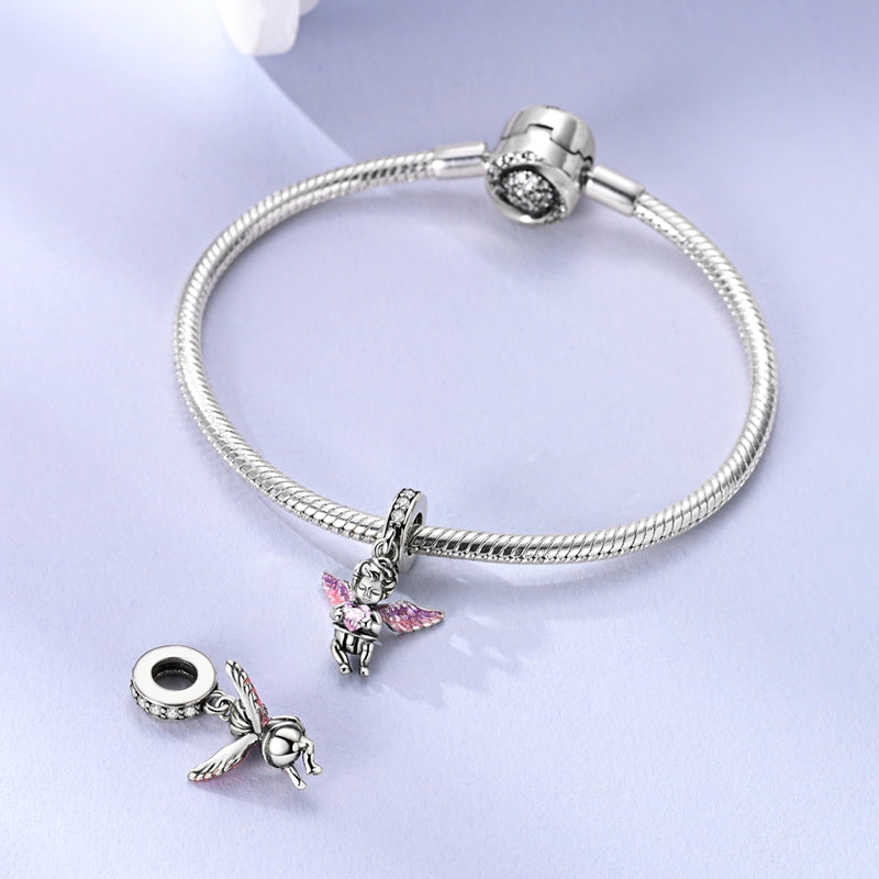 Angel pendant with heart