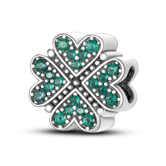 Čtyřlístek se zelenými krystaly