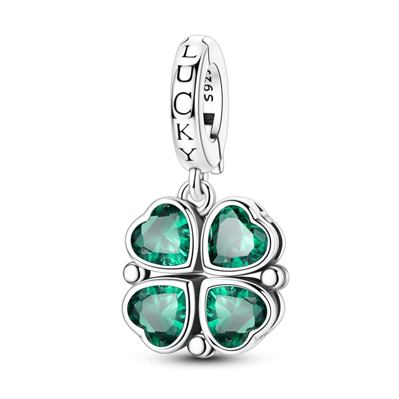 Štvorlístok šťastia so zelenými srdiečkami