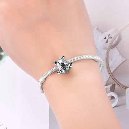 Korálka Medvedica s mláďaťom