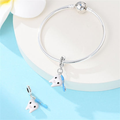 Prívesok Úsmevný zúbok