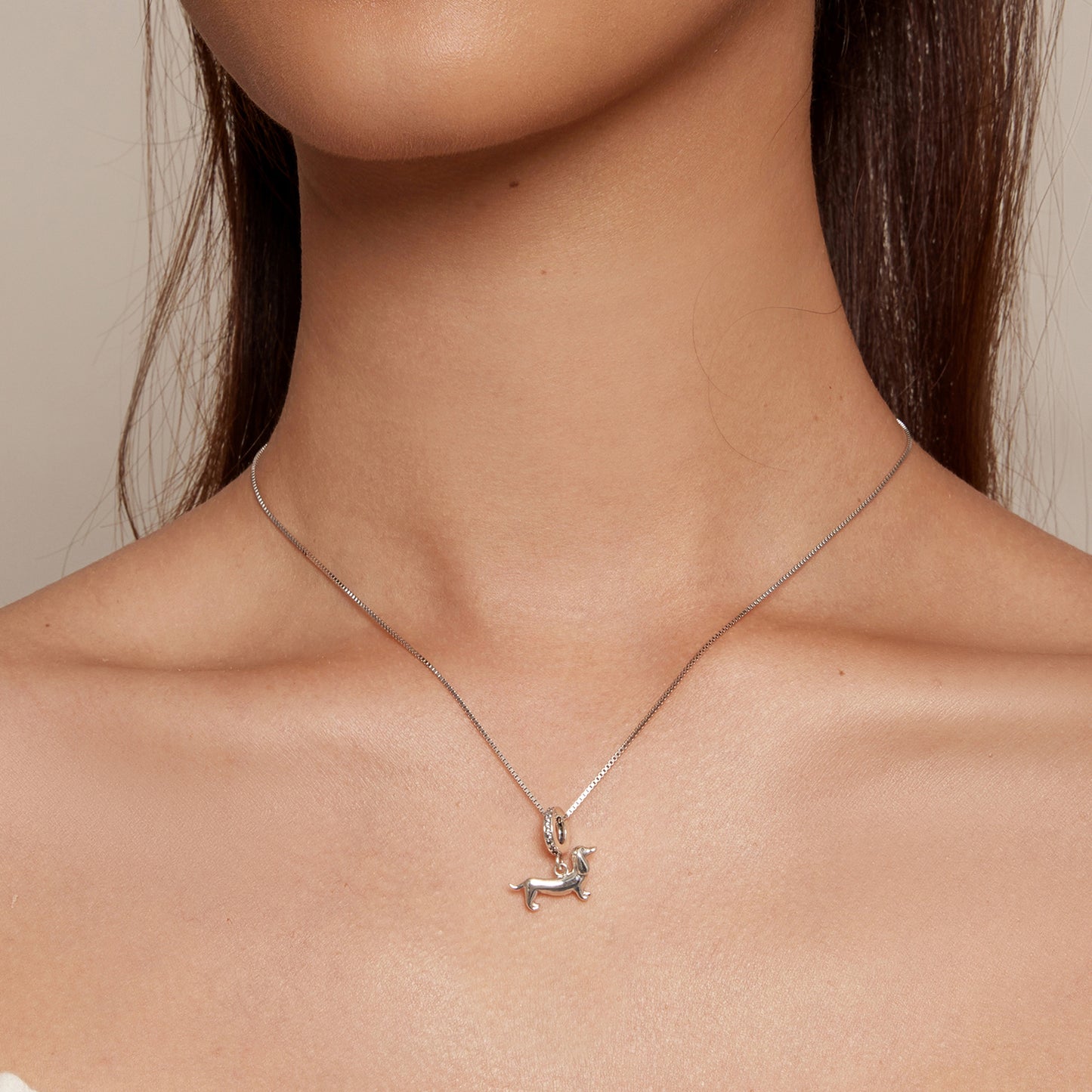 Wisiorek z jamnikiem