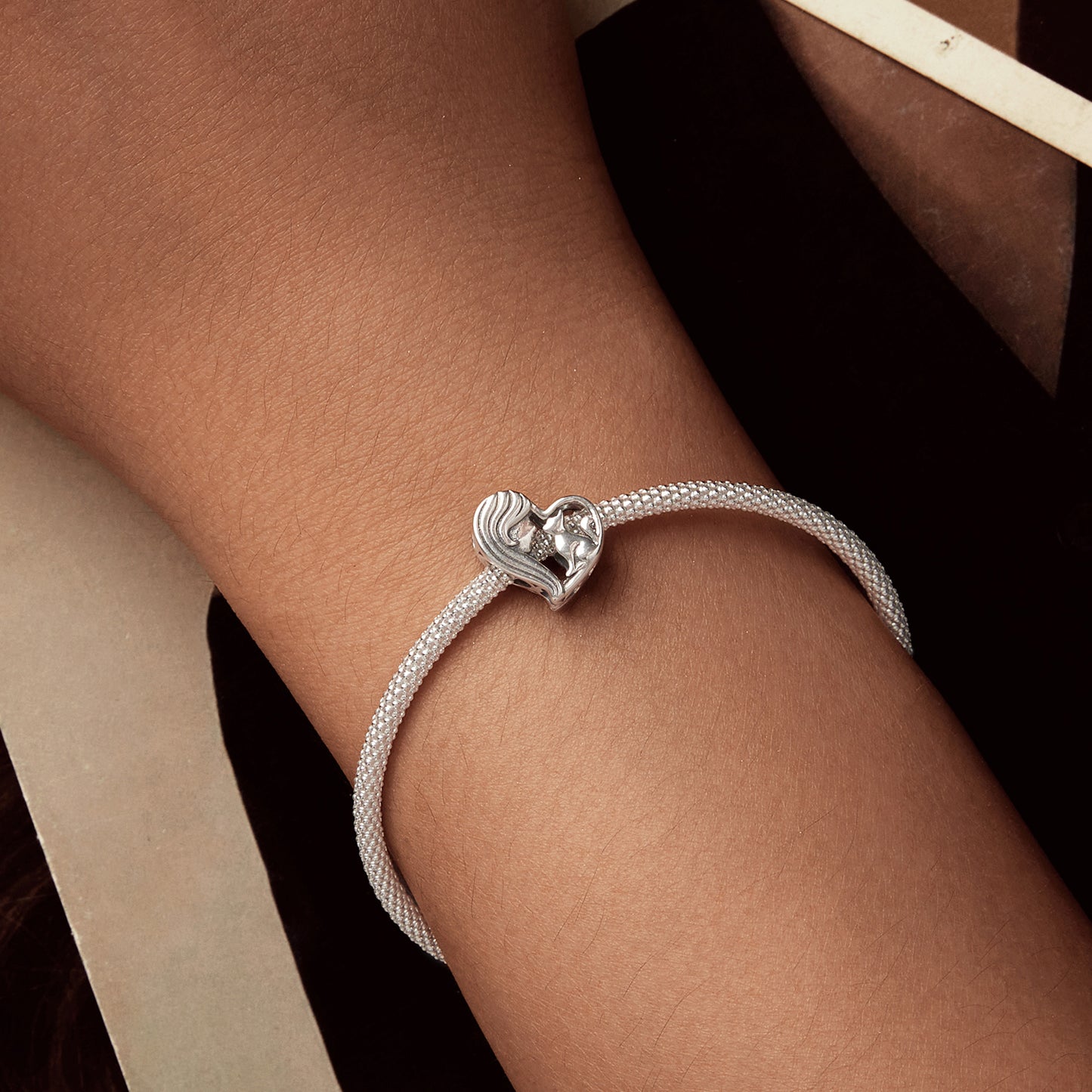 Korálka Priateľstvo s mačkou