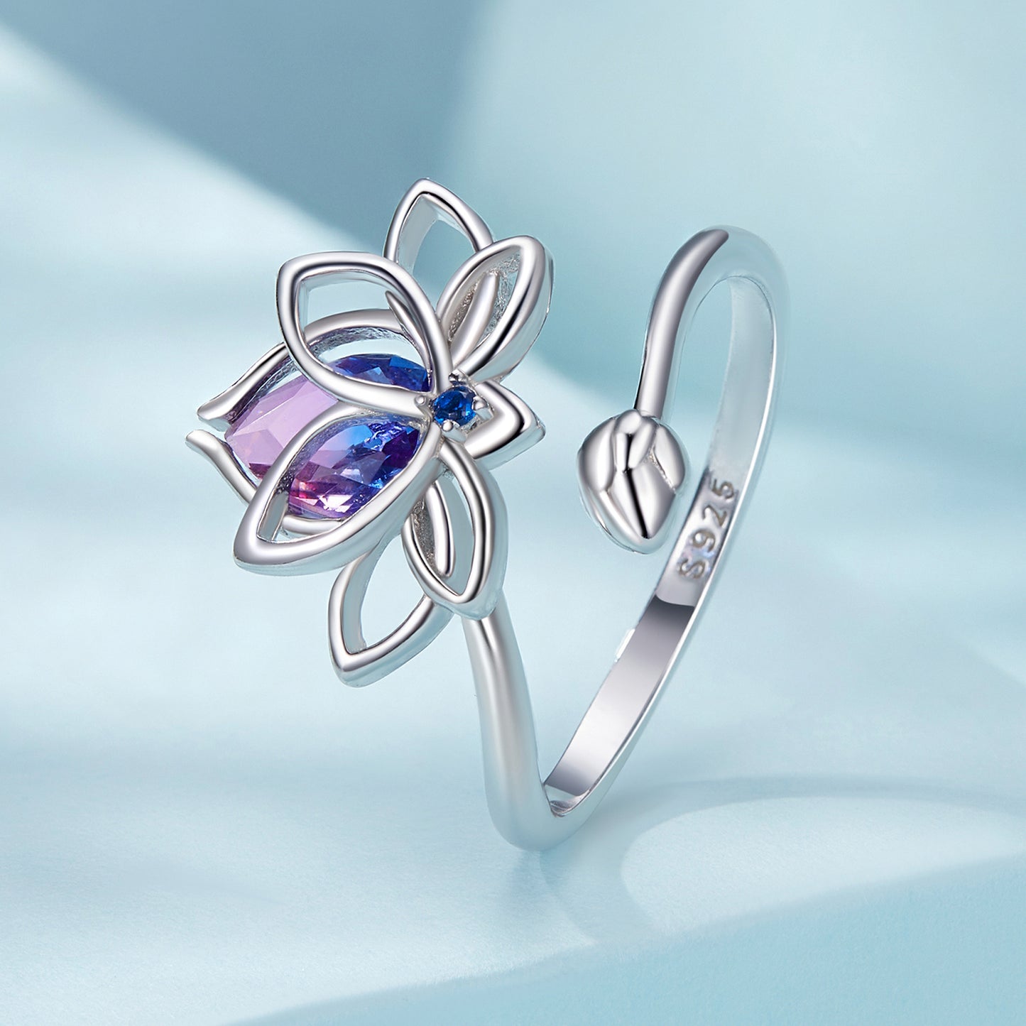 Lotus Ring – 925 Silver with Two-Tone Crystal