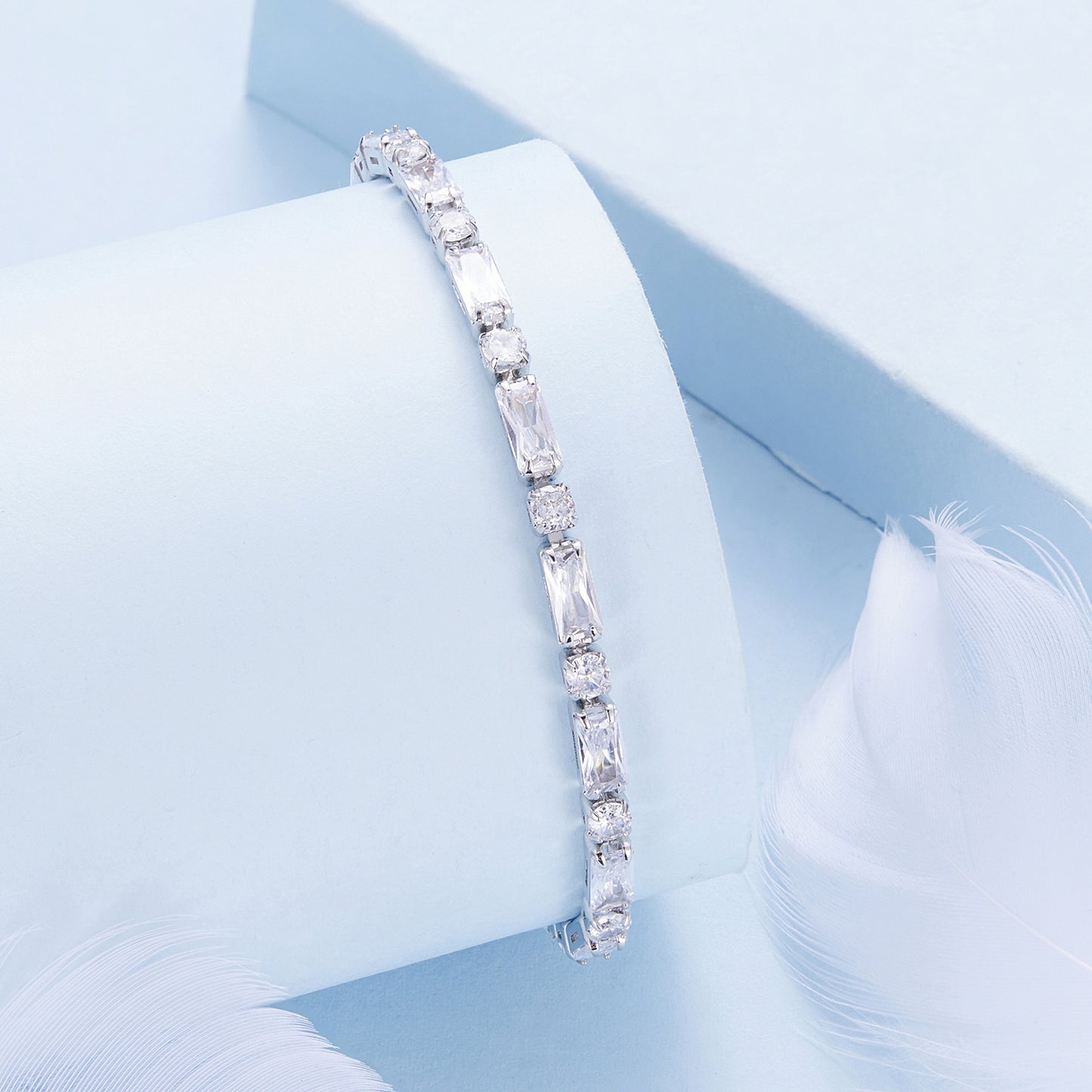 Csillogó Baguette Elegancia Karkötő