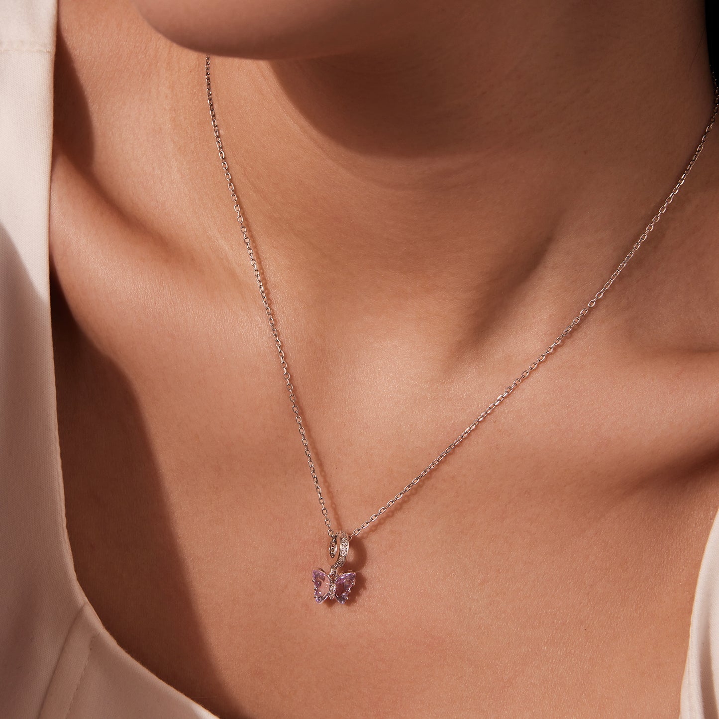 Lila Pillangó Medál