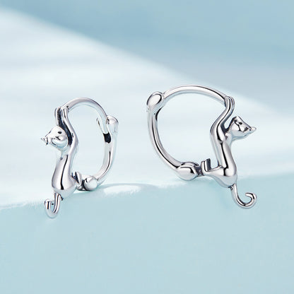 Akrobatikus macskás fülbevalók