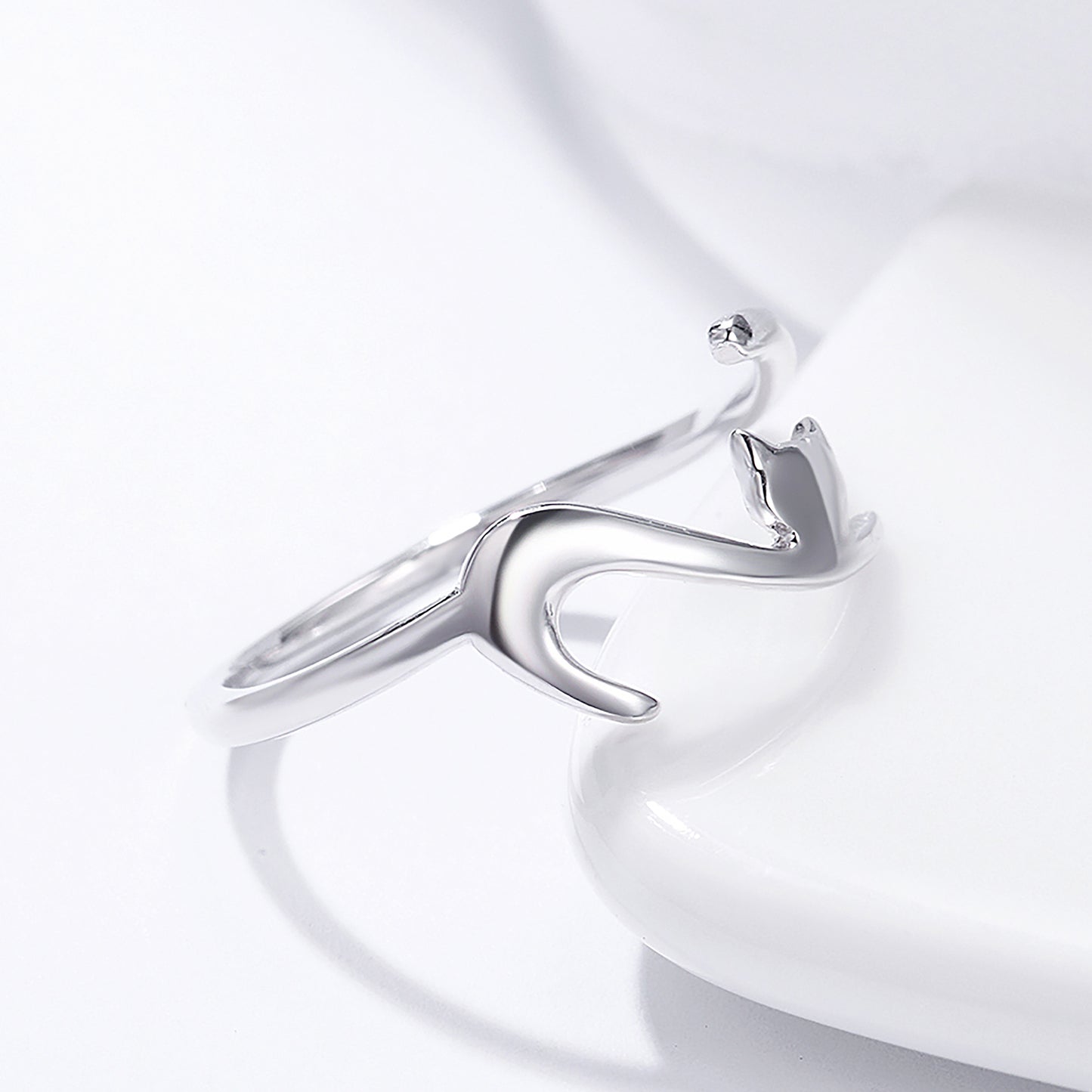 Ladna Mačka gyűrű