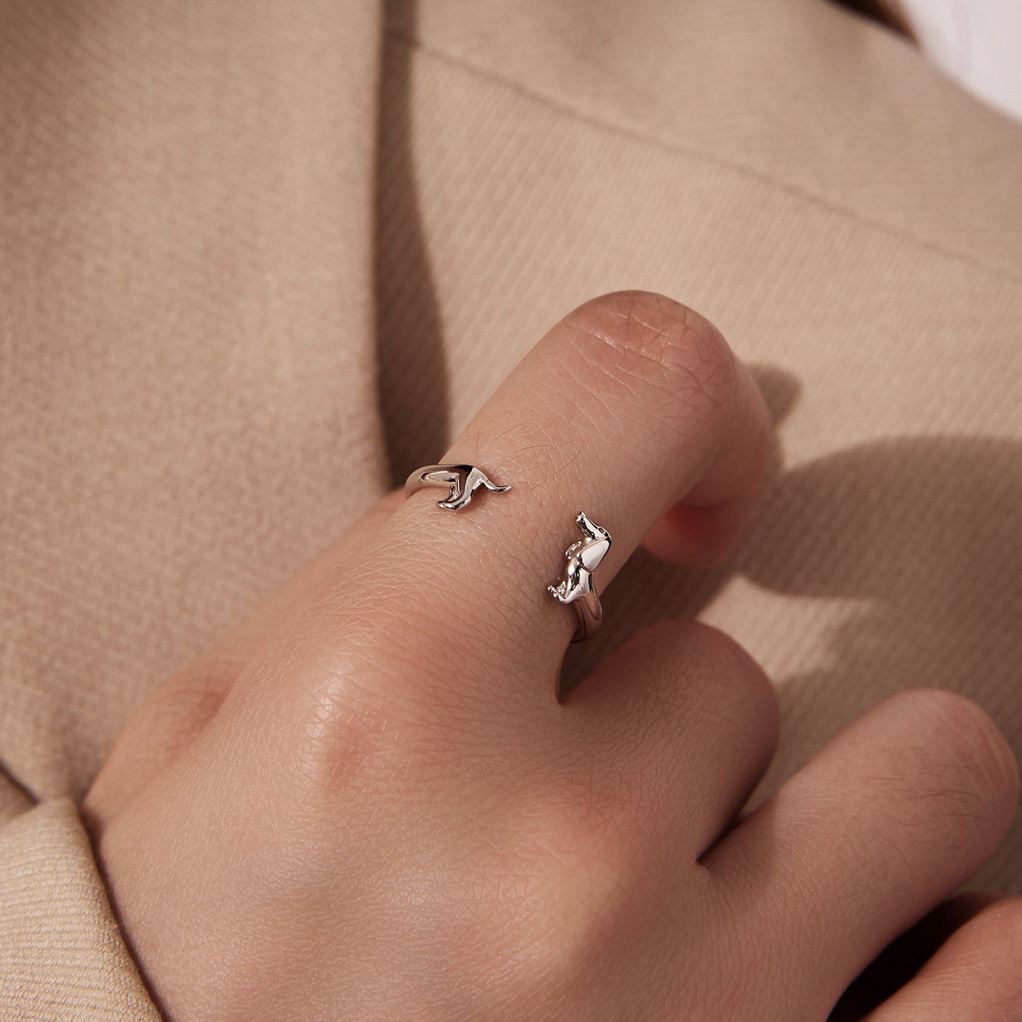 Hűséges tacskó gyűrű