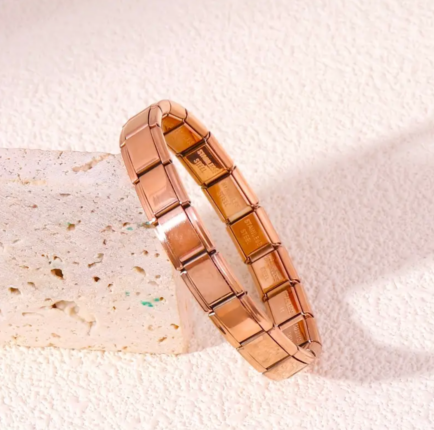 Rose gold-tone bracelet